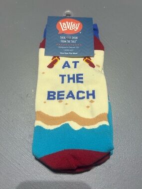 (NWT) Fun Socks (I’d Rather Be at the Beach)